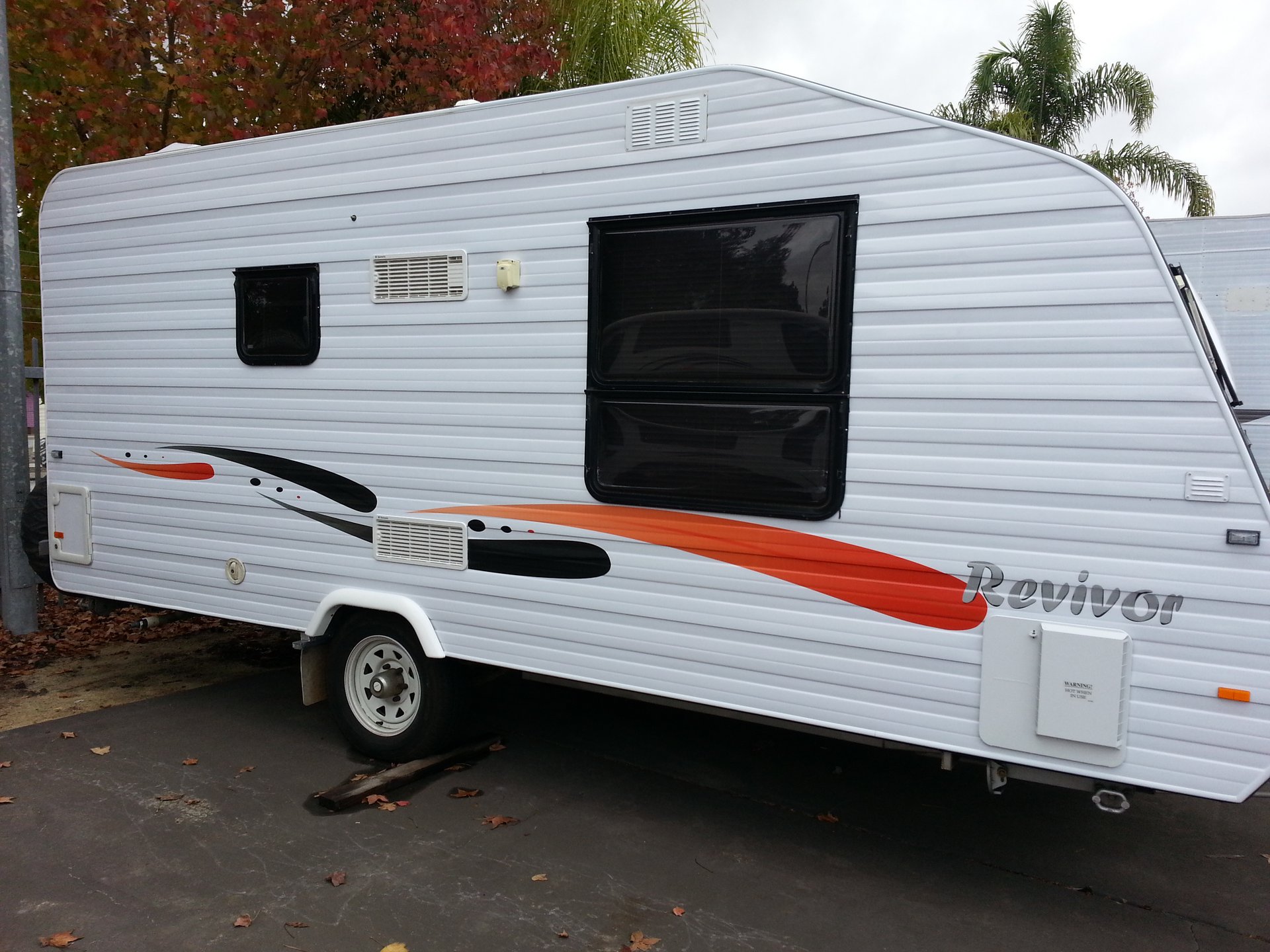 Caravans & Trailers