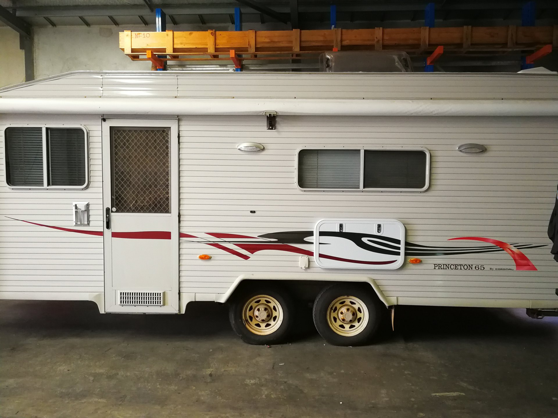 Caravans & Trailers
