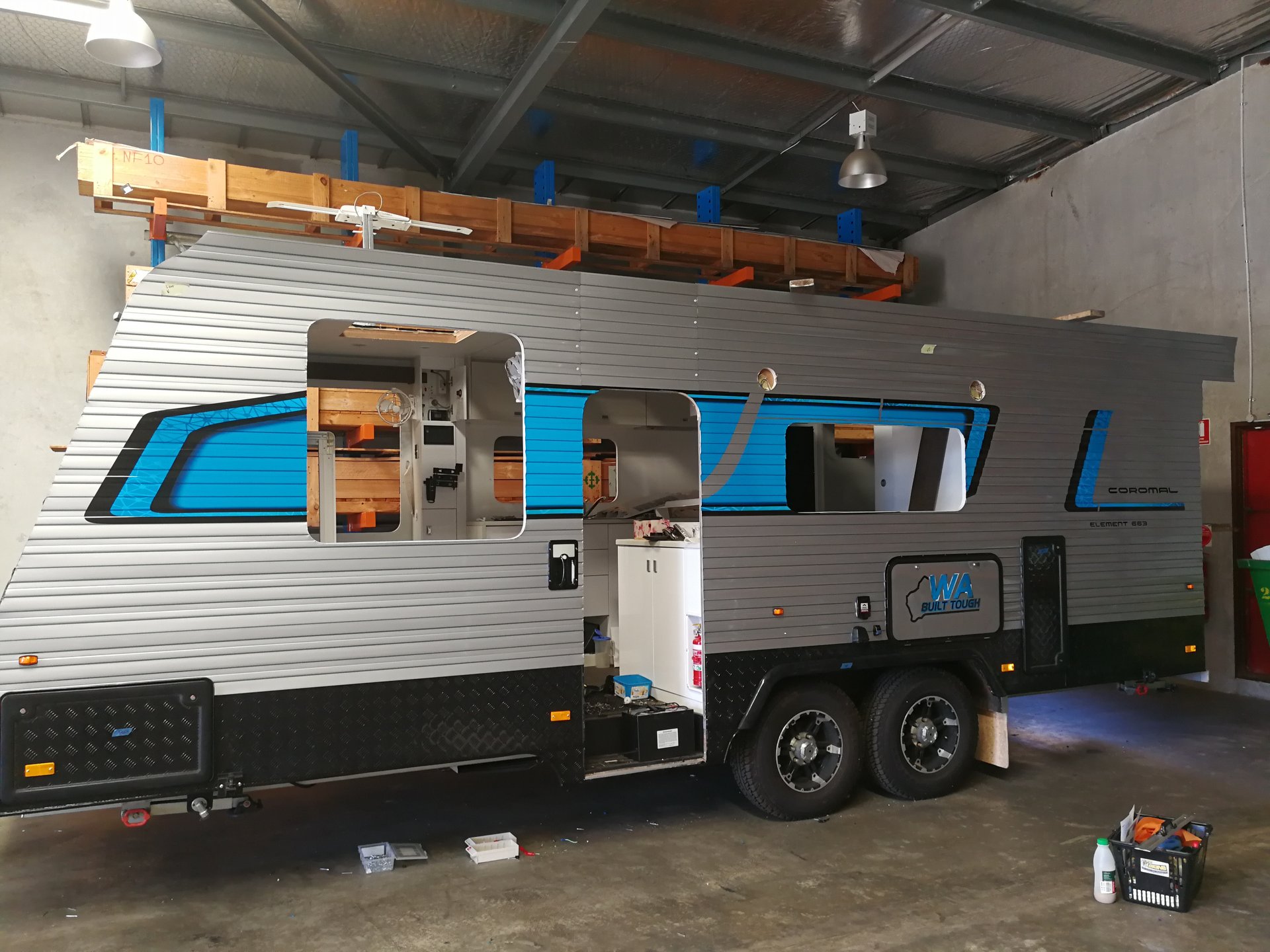 Caravans & Trailers