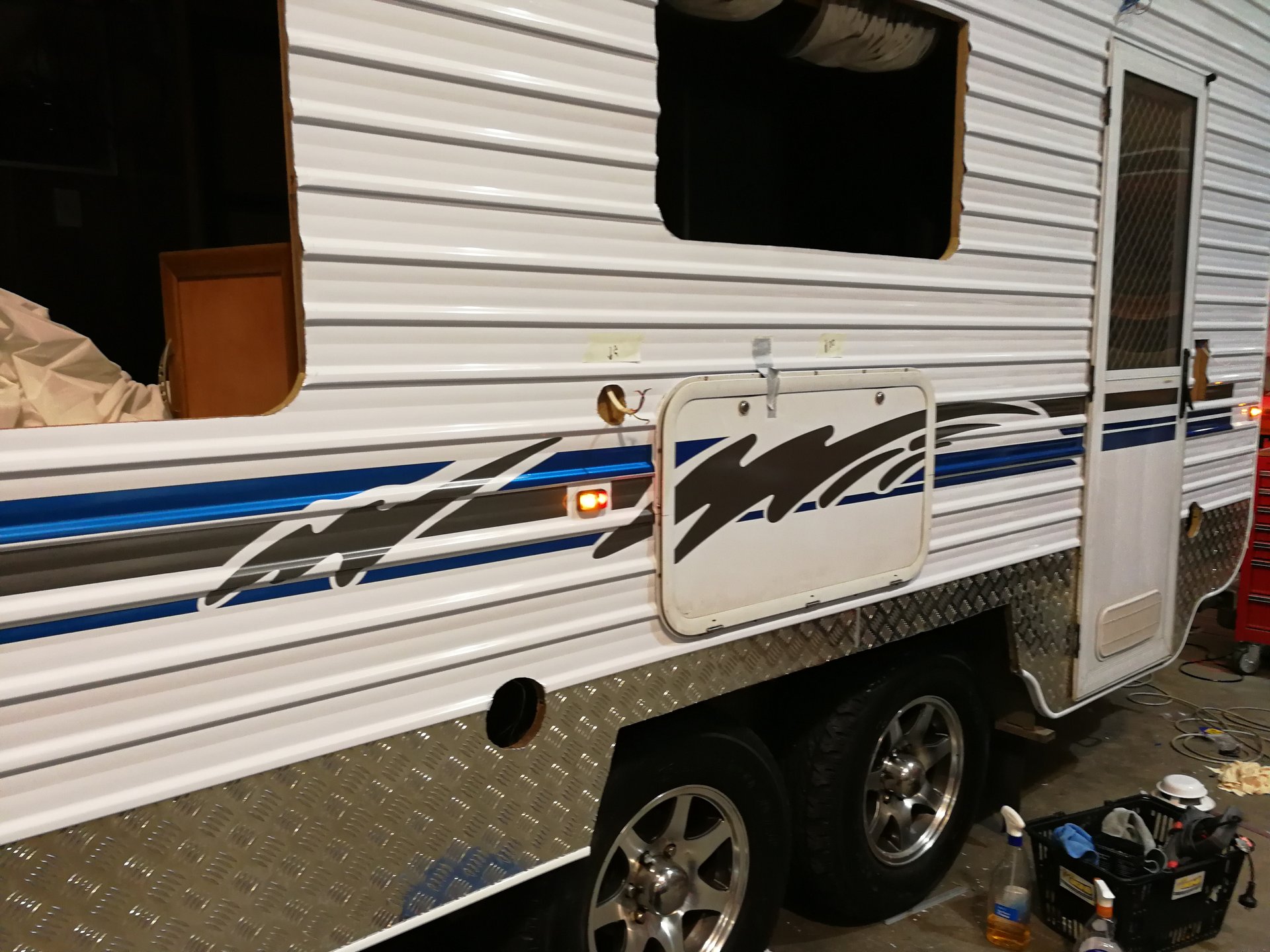 Caravans & Trailers